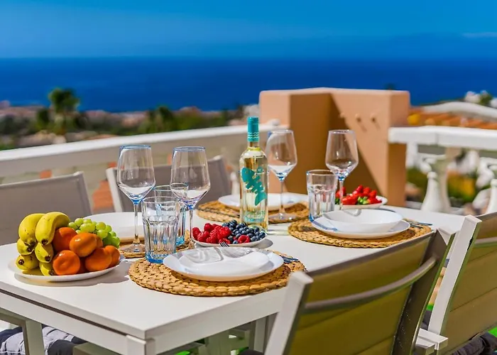 Luxury In Paradise Cort Costa Adeje (Tenerife)